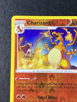 Charizard 025/185 - Pokemon TCG Vivid Votlage (2020) - NM - Reverse Holo - Rare - Image 3