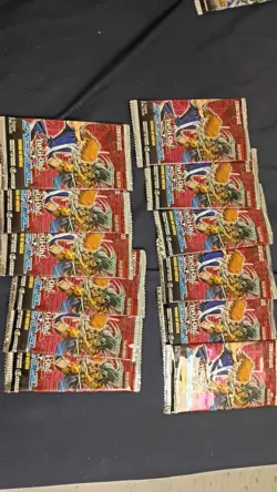 Yu-Gi-Oh Mega Lot Holos, Foils, Common Cards, Deck Cores - Image 2