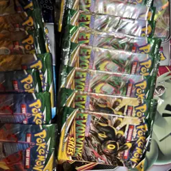 LOT OF 21 Pokemon TCG Evolving Skies Booster Packs BRAND NEW SEALED - Image 1