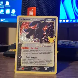 Pokemon Umbreon Star 17/17 Celebrations Classic Collection Holo 70 HP - Image 1