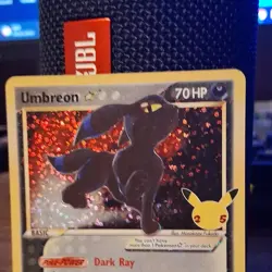 Pokemon Umbreon Star 17/17 Celebrations Classic Collection Holo 70 HP - Image 2