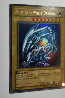 Blue-Eyes White Dragon SDK-001 Starter Deck: Kaiba,Unlimited, UTR, LP Condition - Image 4