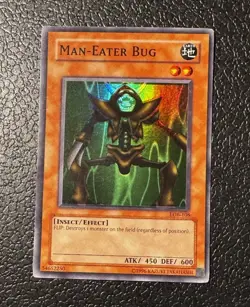 YuGiOh Man-Eater Bug LOB 108 Super Rare LP - Image 1