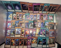MASSIVE Yu Gi Oh Assorted Lot of Cards - Image 4