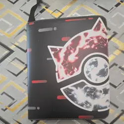Pokemon Binder with 800+ cards - Image 1