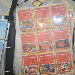 Pokemon Binder with 800+ cards - Image 4