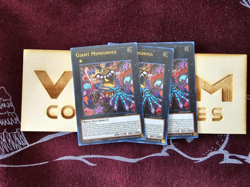 3x (M/NM) - Giant Mimighoul - MP25-EN259 - Ultra Rare - 1st Edition Yugioh - Image 1