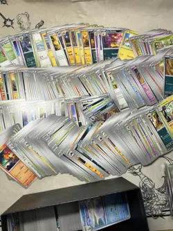 POKEMON COMMON UNCOMMON BULK 3000+ LOT ENGLISH NO ENERGY NO CODE CARDS - Image 1