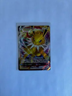 Pokemon TCG Jolteon VMAX 051/203 Evolving Skies Holo Full Art NM Ultra Rare - Image 1