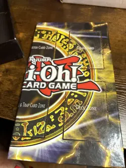 1996 LEGENDARY COLLECTION 3 YUGI'S WORLD Special Box Set YuGiOh - Image 2