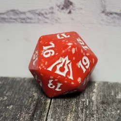 MTG D20 Spindown 20-Sided Life Counter Dragon's Maze Red & White DGM Boros Die - Image 1