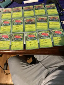 POKEMON TCG ODDISH, GLOOM & VILEPLUME COSMOS HOLOS LOT (20X CARDS) - Image 1