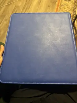 Ultra Pro Pokemon Blue Binder - Image 4