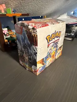 Pokemon Scarlet & Violet Surging Sparks Sealed Booster Box Pikachu English - Image 3