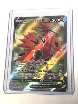 Pokemon Card Galarian Zapdos V 173/198 Chilling Reign Ultra Rare Holo Full Art - Image 1