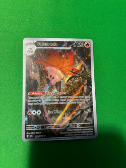 Pokemon Volcarona 100/086 Black Bolt Scarlet & Violet Illustration Rare - Image 1
