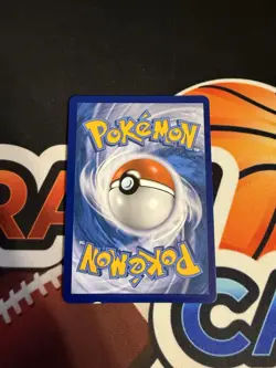 Pokemon Galarian Moltres V 097/198 Chilling Reign Ultra Rare Holo - Image 2
