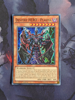 Yu-Gi-Oh! - Destiny HERO - Plasma - DESO-EN012 - 1st Edition - Super Rare - Image 1