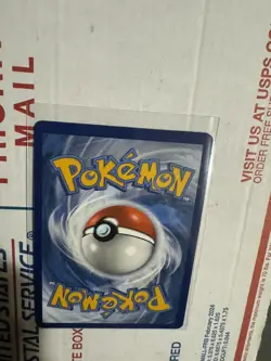 Mew 025/025 Celebrations 25th Anniversary Gold Card NM - Image 3