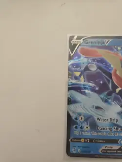 Pokemon TCG Greninja V Fusion Strike Holo Ultra Rare Card 073/264 - Image 4