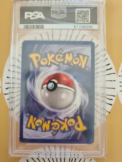 Pokemon 2000 Clefable 5/130 Holo Base Set 2 PSA 8 - Image 2