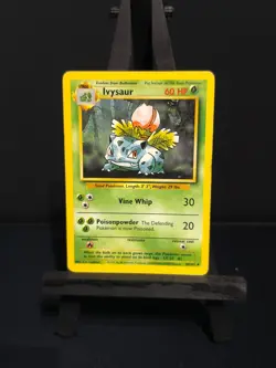 Ivysaur 30/102 Base Set Uncommon Pokemon Card WOTC (REF 131) - Image 1