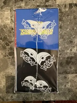 Pokemon Sword And Shield Base Elite Trainer Box Brand New/Factory Sealed - Image 4