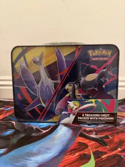 Pokemon TCG: Mega Evolution lunch box tin. 3 foil cards ,6 booster packs - Image 2