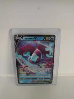 Pokemon Lumineon v TCG Card Brilliant Stars Ultra Rare 040/172 - Image 1