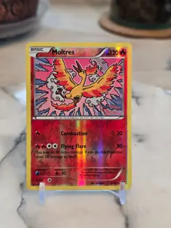 Pokemon TCG Moltres 9/124 Fates Collide Reverse Holo LP - Image 1