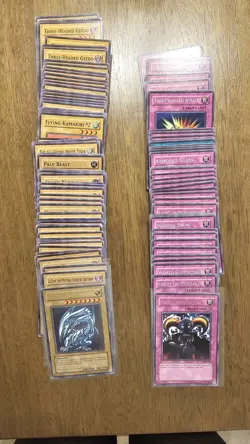 Yugioh Starter Deck Blue Eyes White Dragon Vintage Lot - Image 1