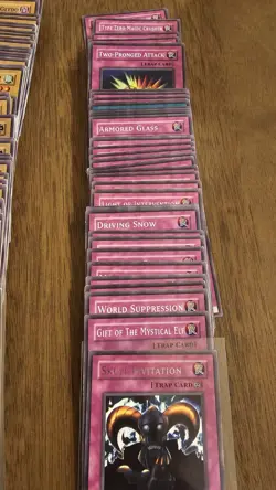 Yugioh Starter Deck Blue Eyes White Dragon Vintage Lot - Image 5