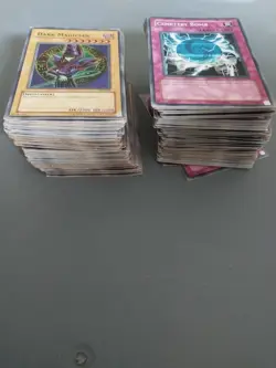 Yu-Gi-Oh Random Card Lot With Tin - Image 5