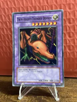 Konami Yu-Gi-Oh! TCG Twin-Headed Thunder Dragon MRD-E120 Metal Raiders Super Ra… - Image 1