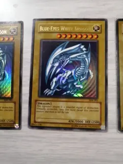 3x Blue Eyes White Dragon Yu-gi-oh Played Condition - Image 3