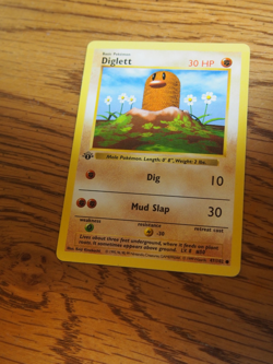 Pokemon 1999 1st Edition Shadowless Base Diglett common card - Image 2