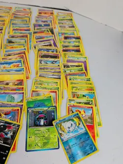 Lot of 200 Common/Uncommon Cards Holo Pokemon TCG Card HP-MP-LP Various Years - Image 2
