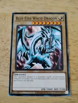 Blue-Eyes White Dragon RP01-EN001 Retro Pack (2020 Date Reprint) Unlimited - Image 3
