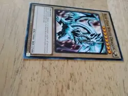 Blue-Eyes White Dragon RP01-EN001 Retro Pack (2020 Date Reprint) Unlimited - Image 5