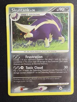 Skuntank #15/130 Pokemon Diamond & Pearl Holo 2007 MP/HP - Image 1