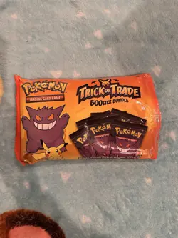 Pokemon 2022 Trick Or Trade Booster Bundle Opened with all 40 packs included - Image 1