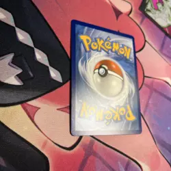 Zacian 082/185 Vivid Voltage Amazing Rare Pokemon Card NM - Image 2