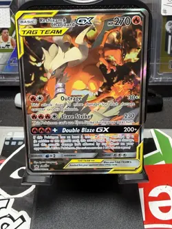 Pokemon Reshiram & Charizard GX SM201 Sun & Moon Black Star Promo - Image 1