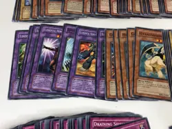 Lot of 286 YuGiOh Cards NM - 2011 & Earlier -87x Spell, 58x Trap, 141x Character - Image 5