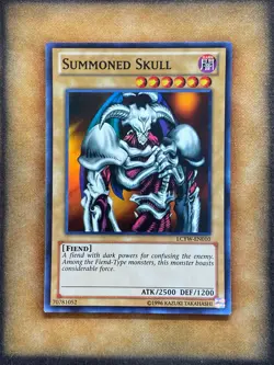 Yugioh Summoned Skull LCYW-EN010 Super Rare LP - Image 1