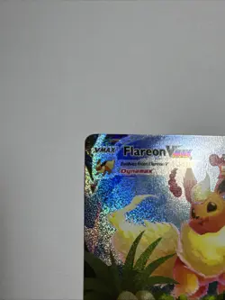 Flareon VMAX SWSH180 Sword & Shield Promo Holo Card Near Mint Condition - Image 4