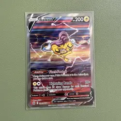 Raikou V GG41/GG70 SWSH: Crown Zenith Galarian Gallery Full Art Ultra Rare Holo - Image 1
