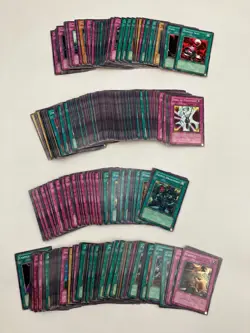 Lot of 356 LP/NM - YuGiOh Commons, LON, LOB, LOD, SDK, SDY, PSV, MRD, MRL, SDJ - Image 1