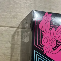 Pokemon Evolving Skies Elite Trainer Box SMALL TEAR - Image 3