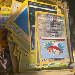 Pokemon TCG 75 Card Lot Holo/Foil V/VMAX Hydreigon Mimikyu - Image 2